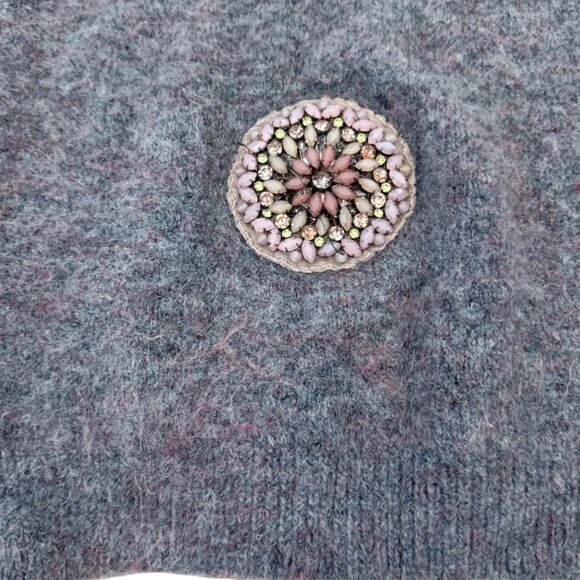 ZARA SOFT KNIT CREWNECK SWEATER SIZE Small Beaded APPLIQUE Italian yarn - Picture 3 of 12